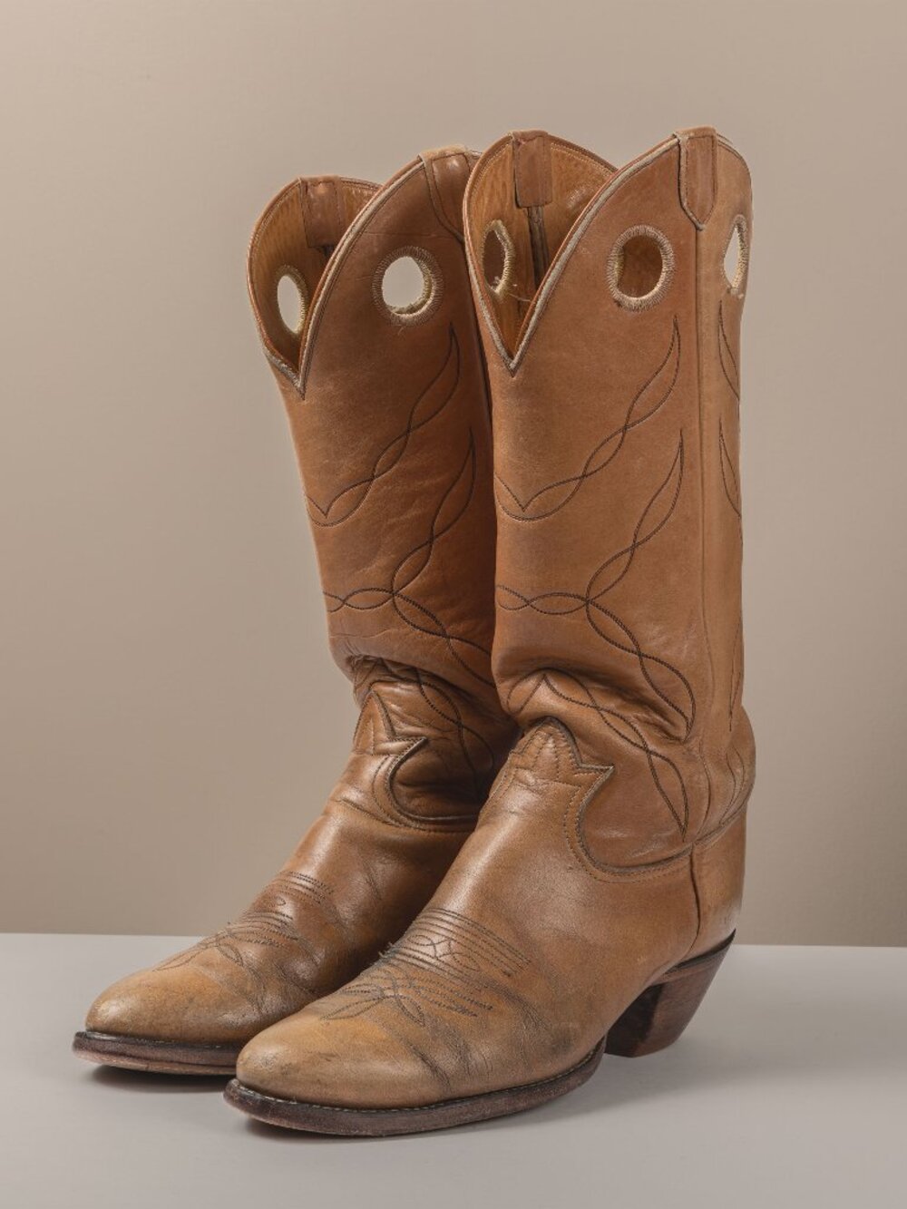 VTG 70s Tony Lama Tan Leather Cowboy Boots Men 9.5 D Tall Riding Western 6152
